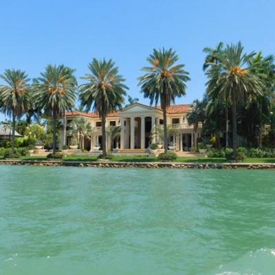 Luxury waterfront residences